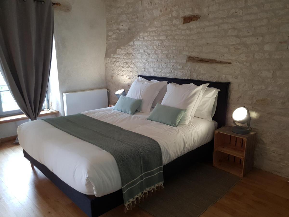 Bed and Breakfast La Cour Saint Louis Кастельно-Монратье Экстерьер фото