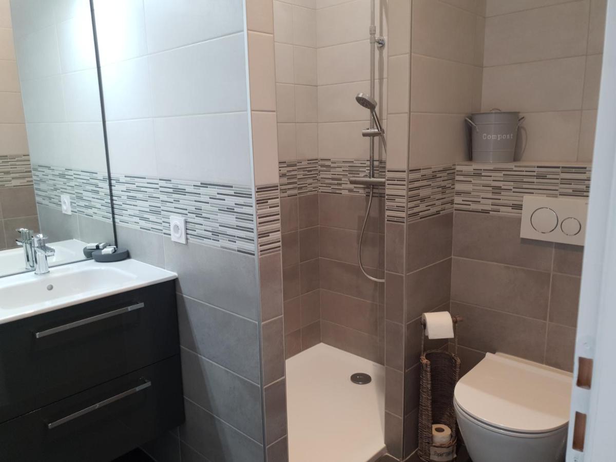 Bed and Breakfast La Cour Saint Louis Кастельно-Монратье Экстерьер фото