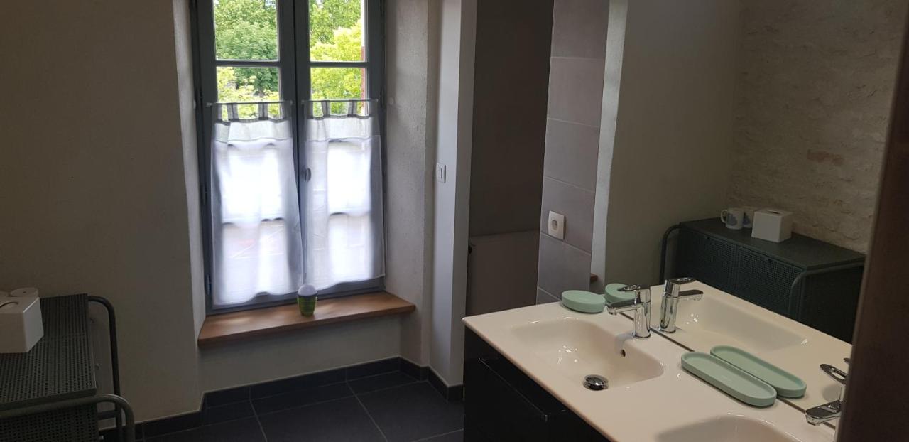 Bed and Breakfast La Cour Saint Louis Кастельно-Монратье Экстерьер фото