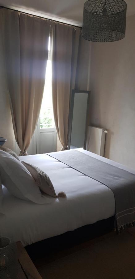 Bed and Breakfast La Cour Saint Louis Кастельно-Монратье Экстерьер фото